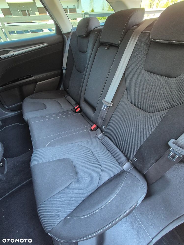 Ford Mondeo 2.0 TDCi Ambiente PowerShift - 9