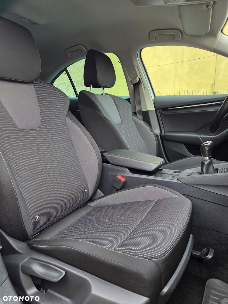 Skoda Octavia 1.5 TSI ACT Ambition - 17