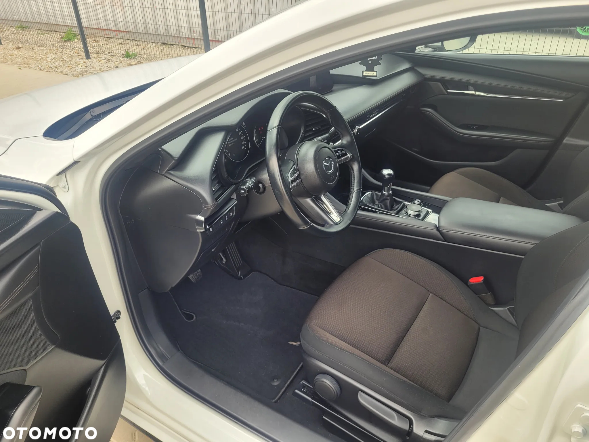 Mazda 3 SKYACTIV-G 2.0 M-Hybrid - 7