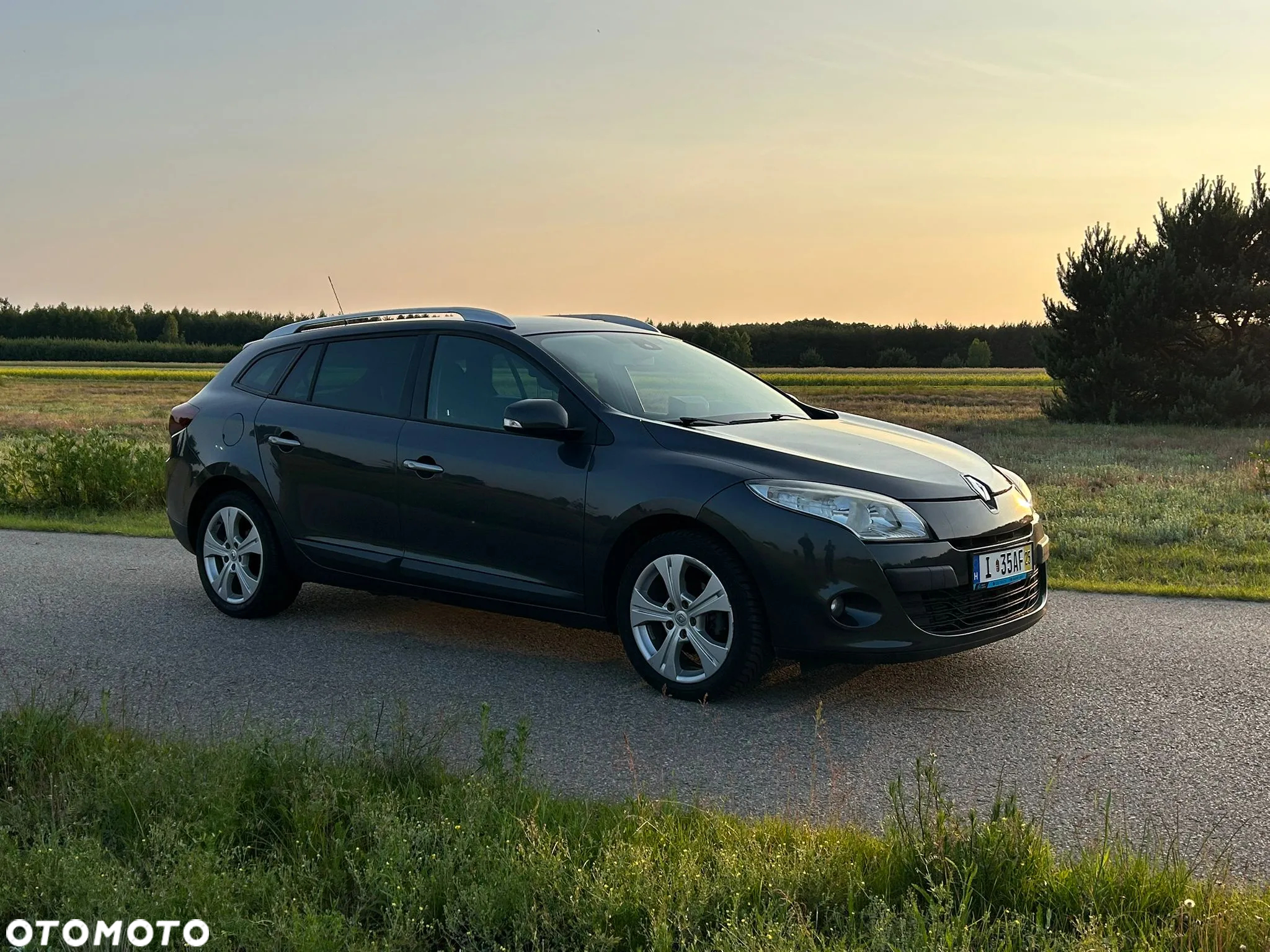 Renault Megane Grandtour TCe 130 Dynamique - 8