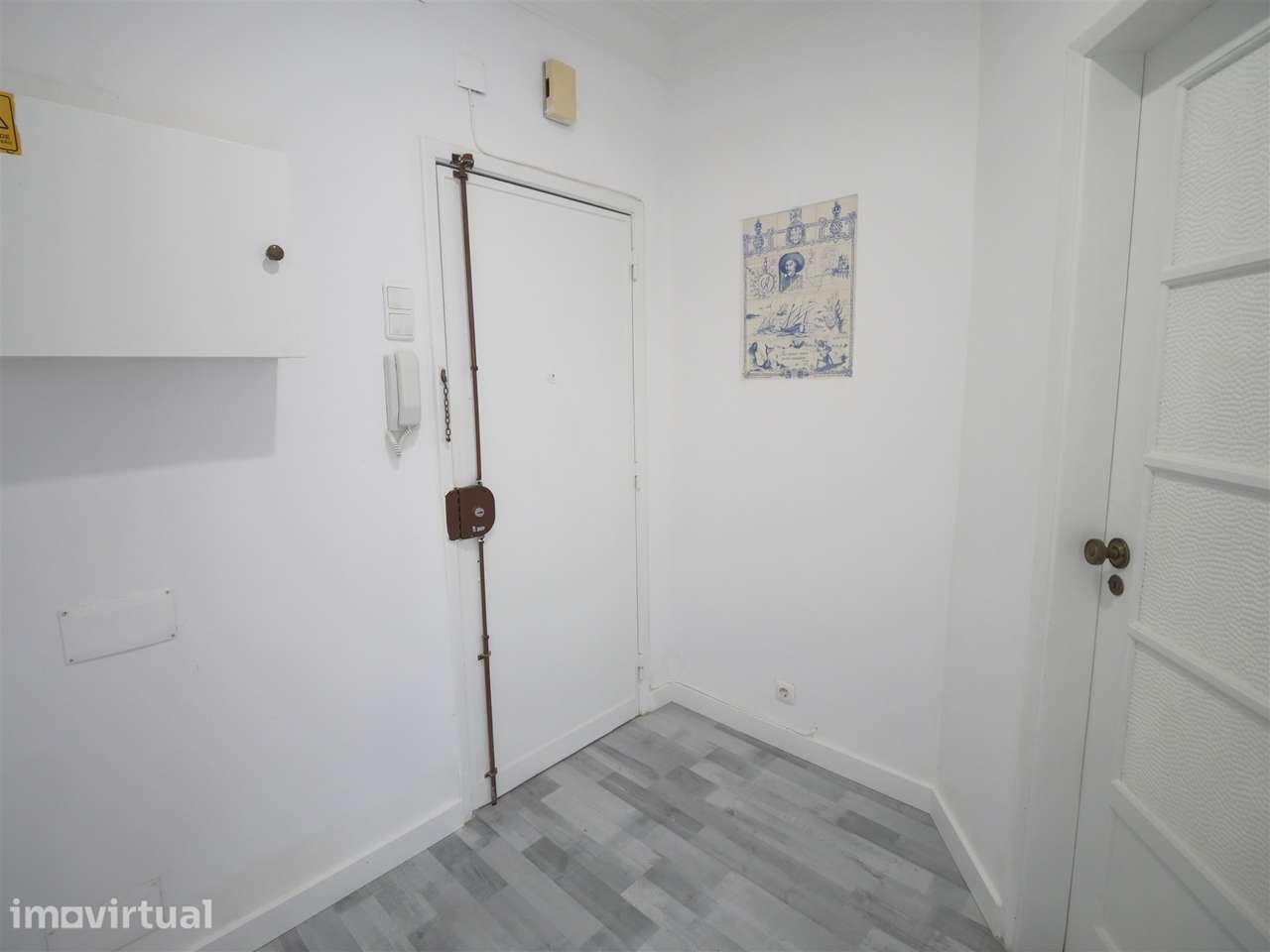 Apartamento T1 em Lisboa para arrendamento, habitação ou serviços - Grande imagem: 5/23