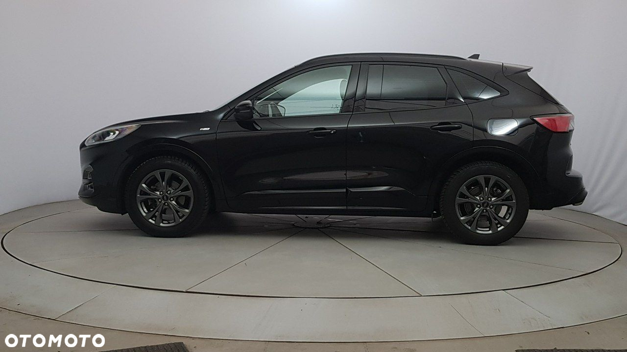 Ford Kuga - 4