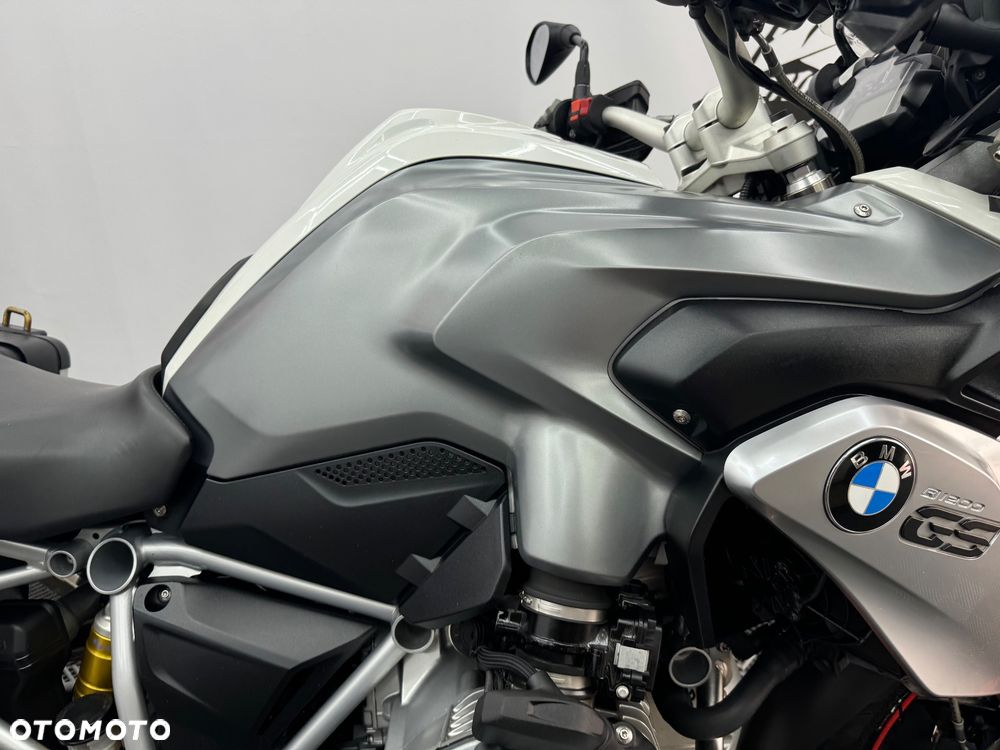 BMW R - 38