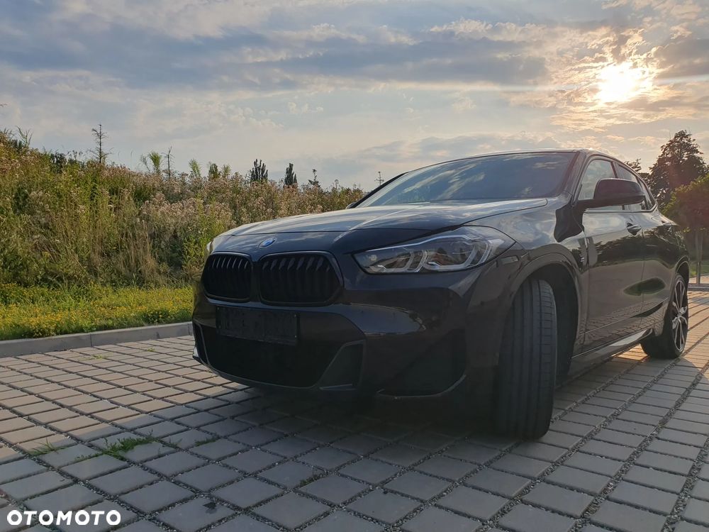 BMW X2 sDrive20i M Mesh sport - 3