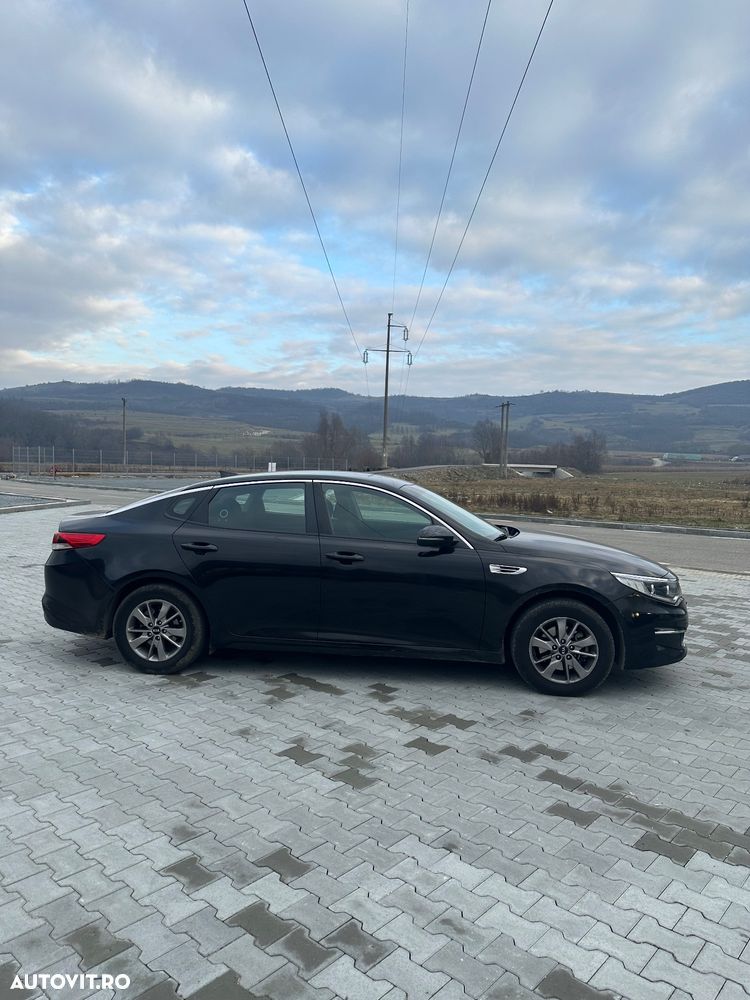 Kia Optima - 7