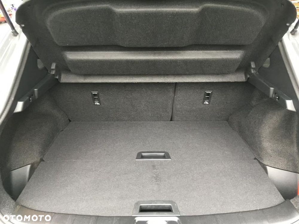 Nissan Qashqai 1.6 dCi Xtronic TEKNA+ - 5