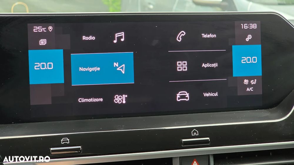 Citroën C4 PureTech 130 Stop&Start EAT8 SHINE - 33
