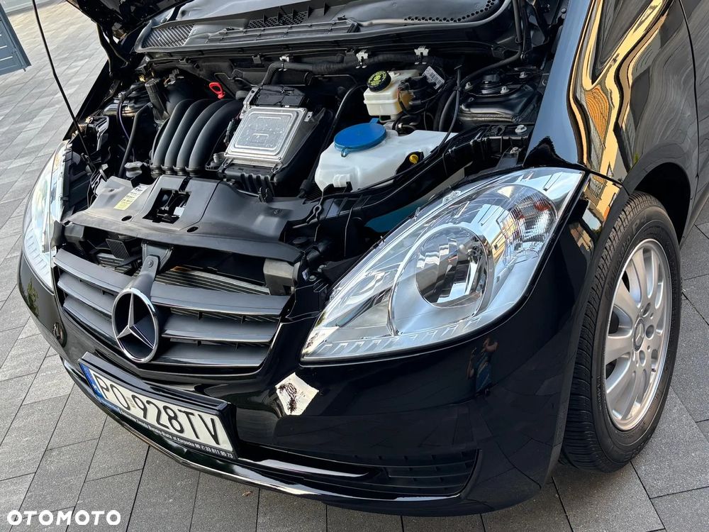 Mercedes-Benz Klasa A 160 Classic BlueEff EU5 - 34