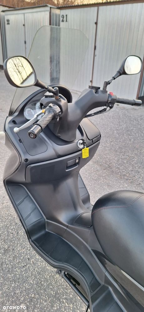 Suzuki Burgman - 5