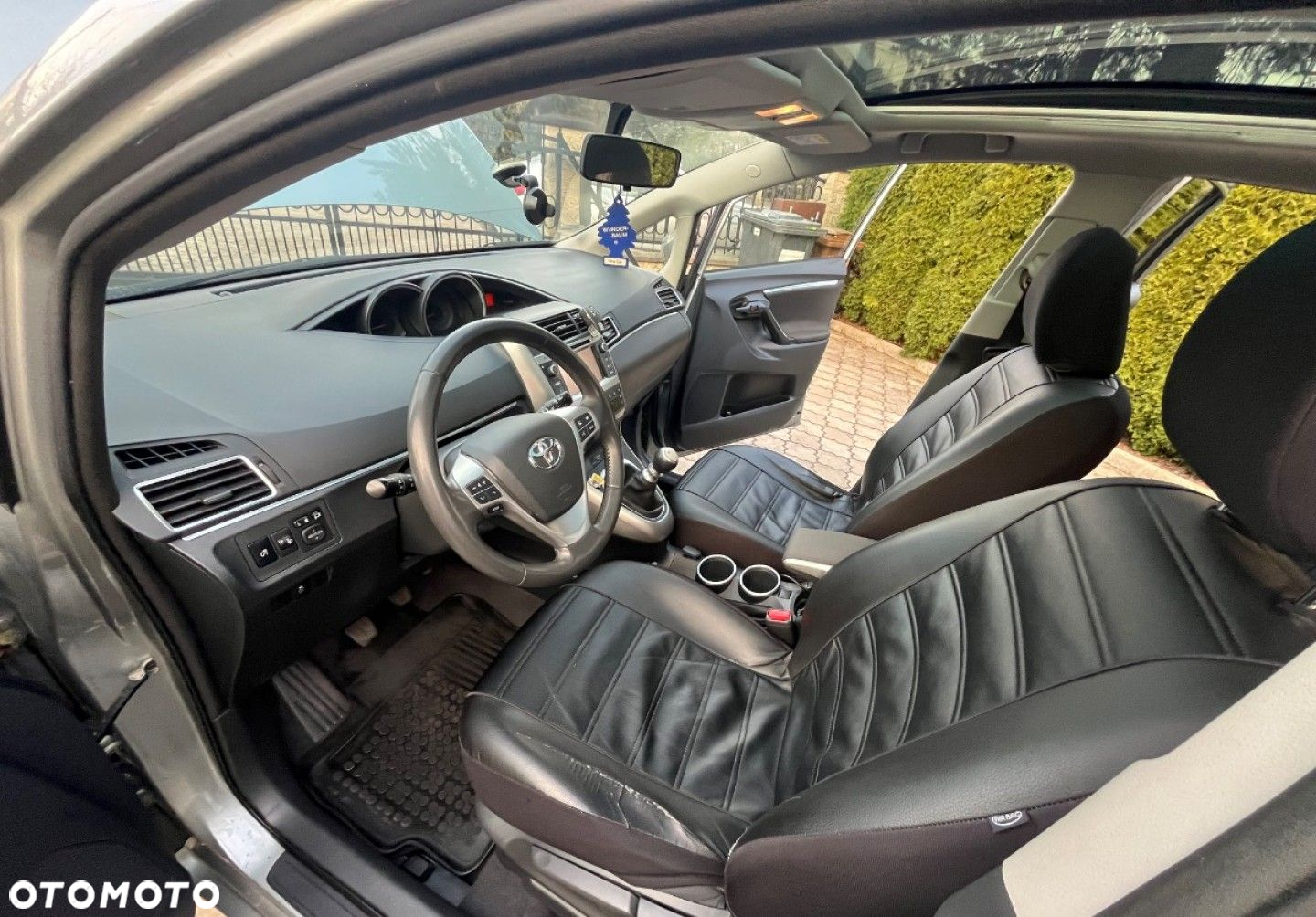 Toyota Verso - 38