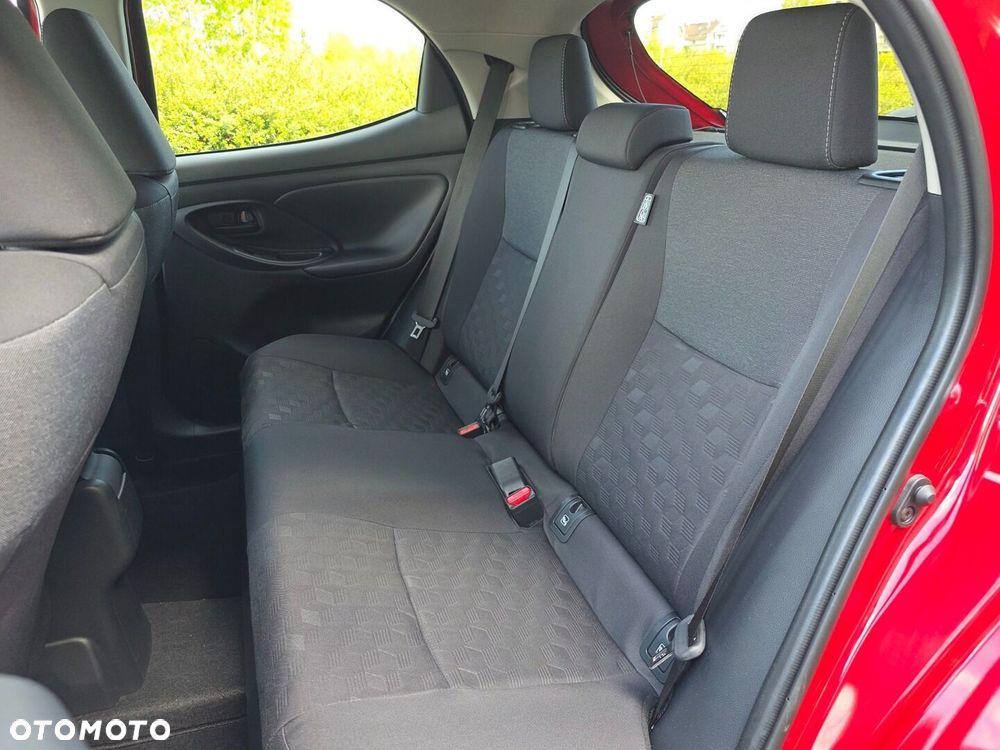 Toyota Yaris Hybrid 1.5 Style - 19