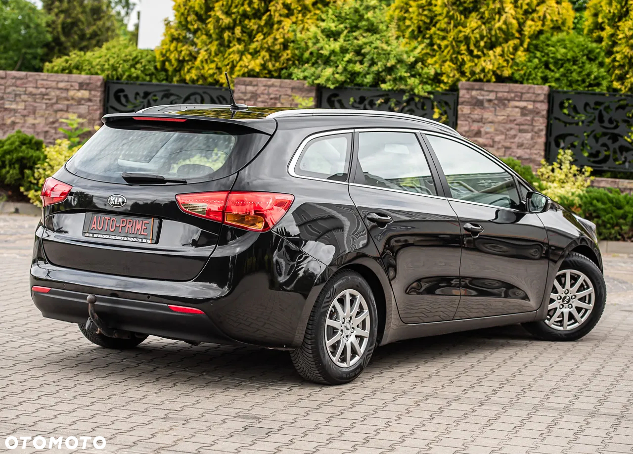 Kia Ceed - 13