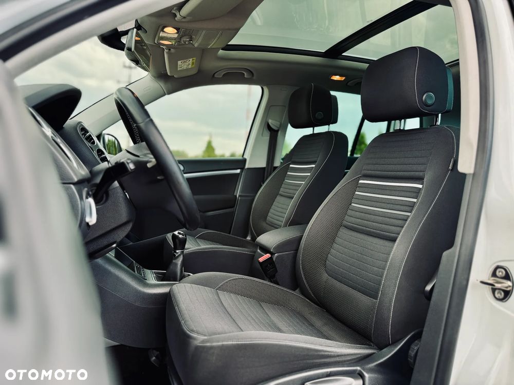 Volkswagen Tiguan 2.0 TDI DPF BlueMotion Technology Cup Sport & Style - 25