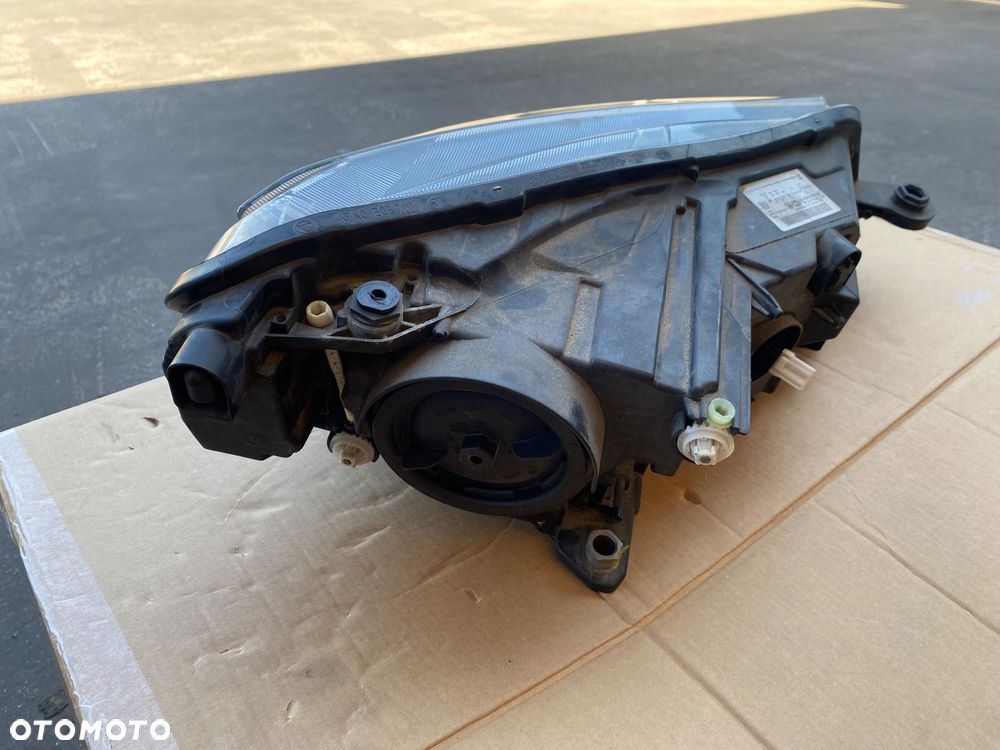 Skoda Superb Super-b Super B III 3 lift fl  lampa przednia lewa lewy przód REFLEKTOR LEWY przedni PRZÓD bixenon biksenon bi xenon bi xenonowe  EUROPA 3V1941015A 3V1.941.015A  soczewka - 15