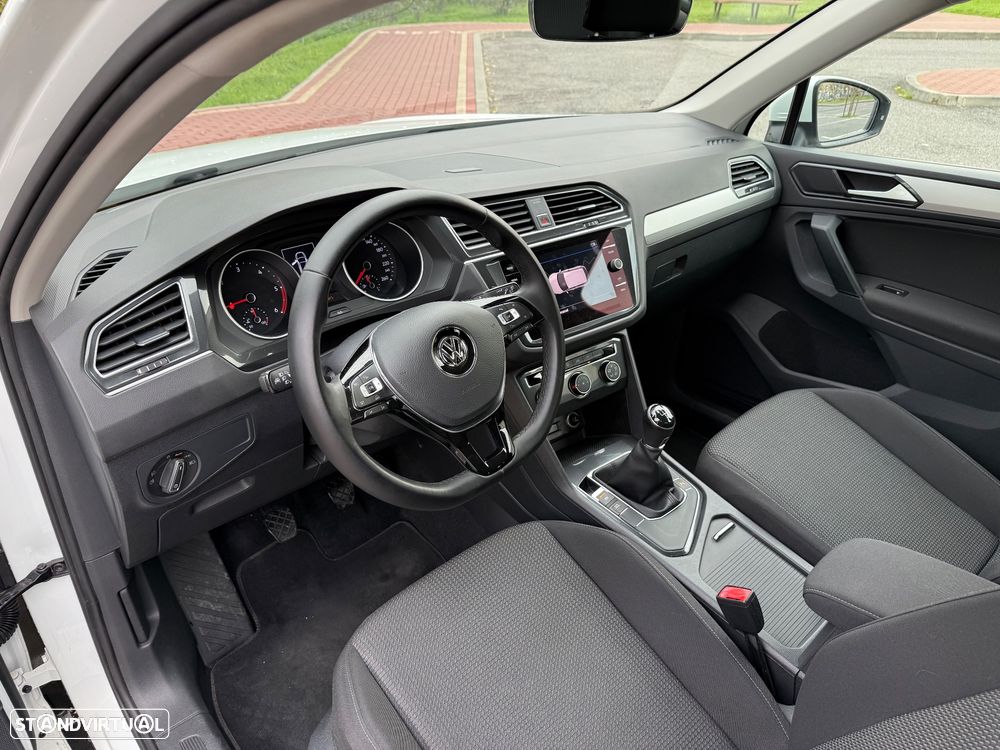 VW Tiguan 1.6 TDI Tech - 15