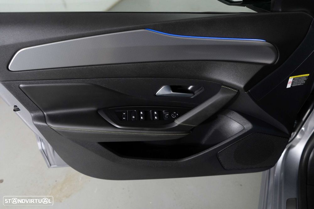 Peugeot 308 1.2 Hybrid GT e-DCS6 - 14