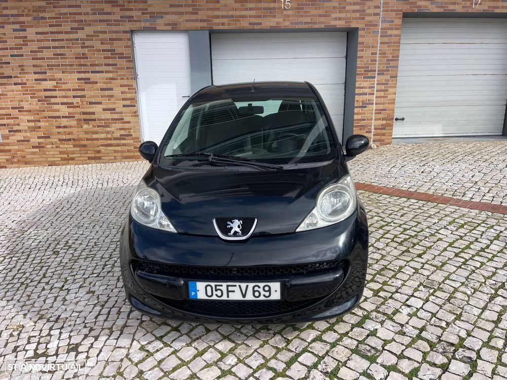 Peugeot 107 1.0 Trendy - 2