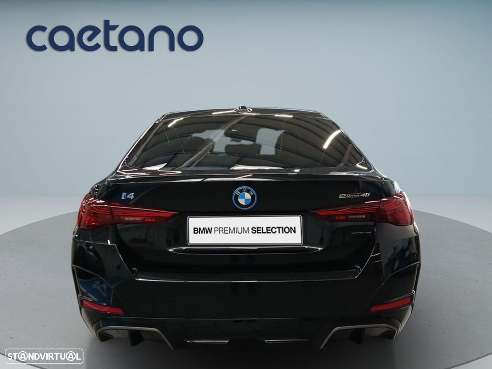 BMW i4 eDrive40 Edição Desportiva M - 7