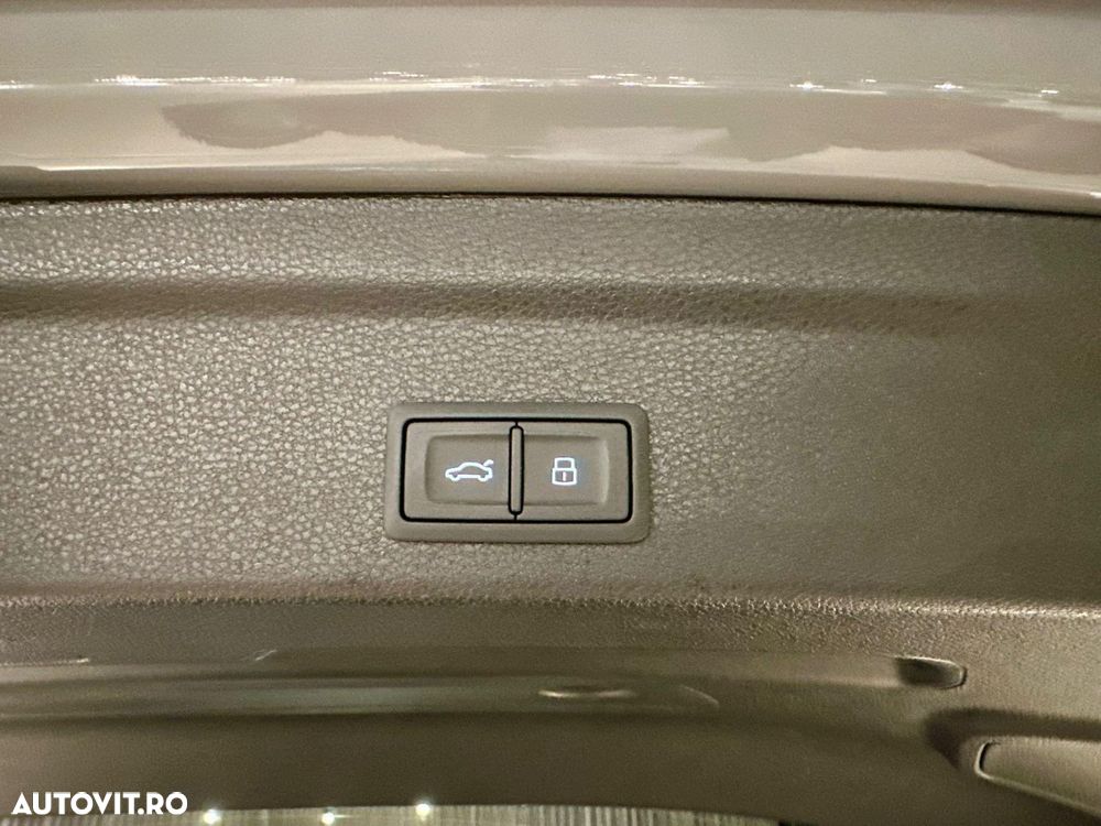 Audi RS Q3 RSQ3 2.5 TFSI quattro S tronic - 36