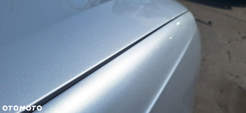 Volkswagen Polo 9N 05- Błotnik Przód Przedni Prawy Kod Lakieru LA7W - 11