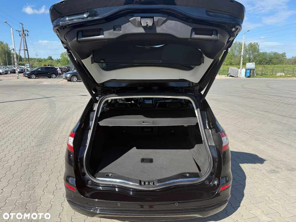 Ford Mondeo 2.0 TDCi STart-Stopp Titanium - 13