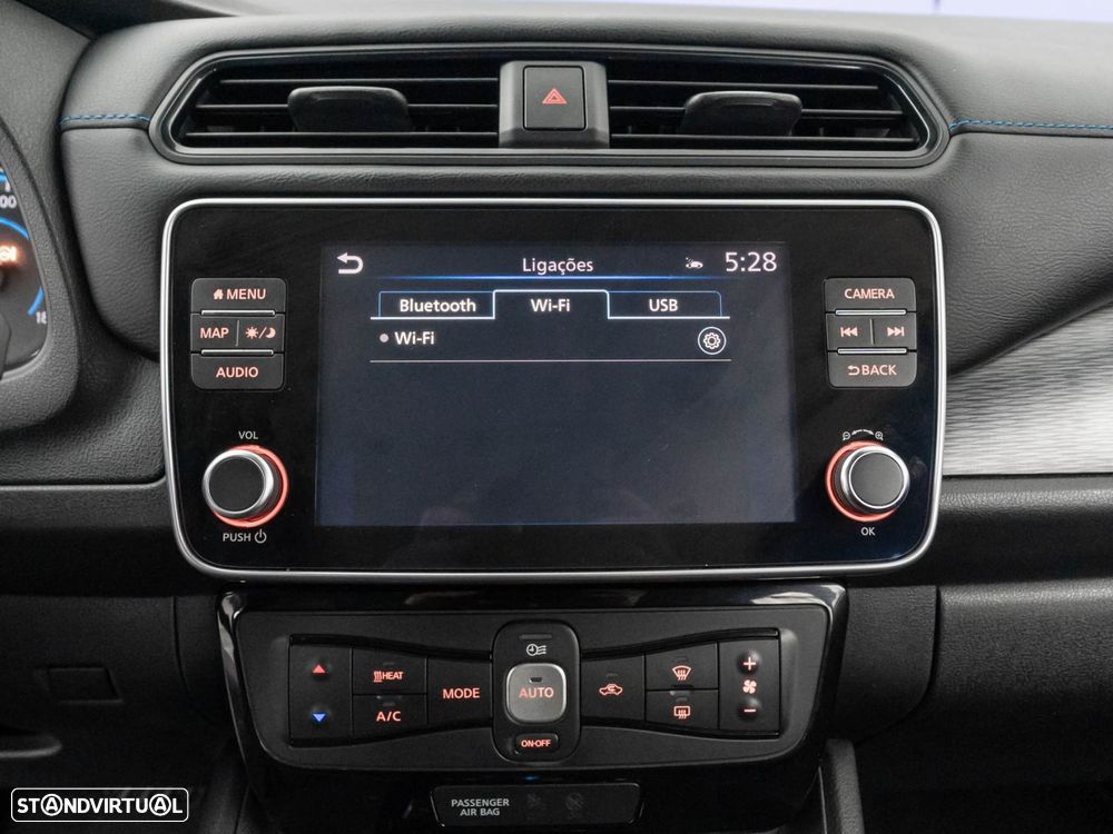 Nissan Leaf N-Connecta - 31