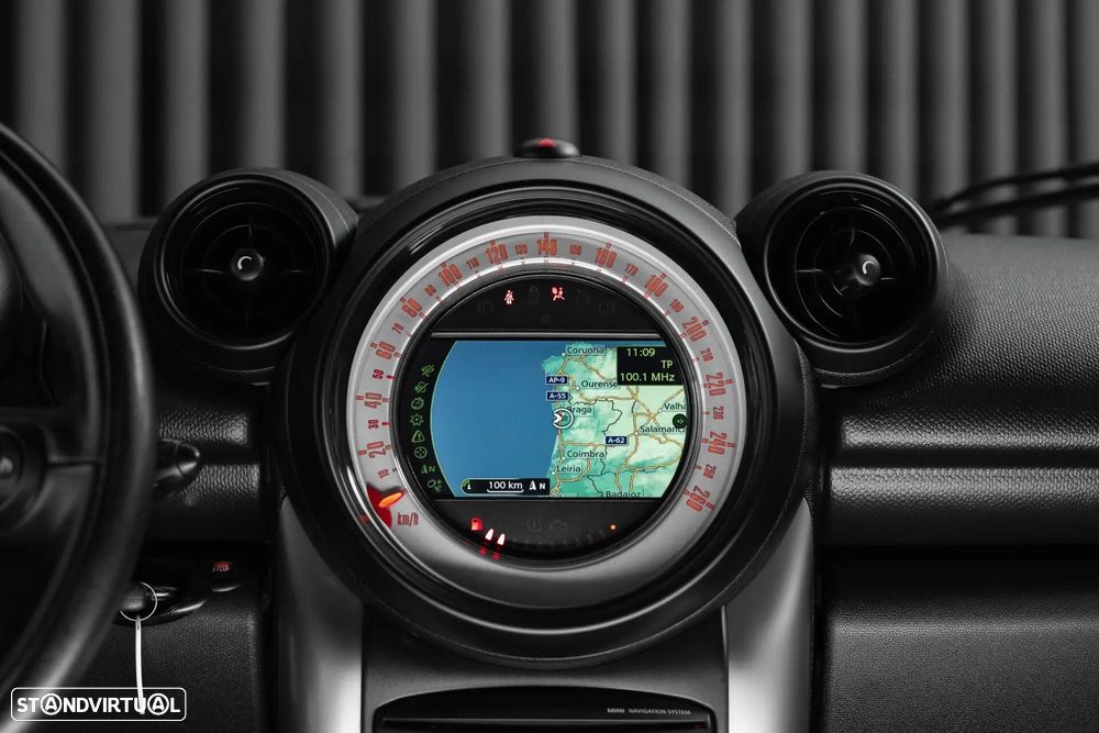 MINI Paceman Cooper D - 17