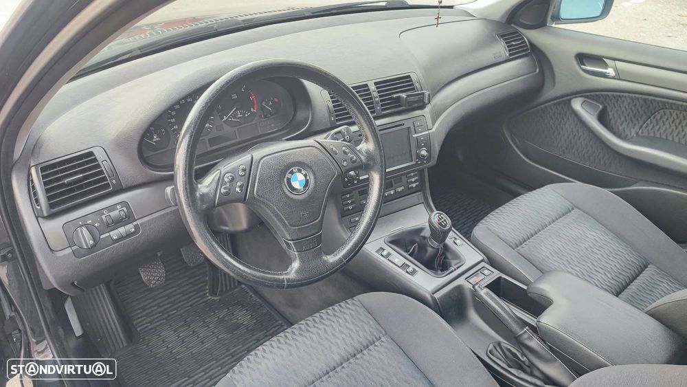 BMW 320 d - 8