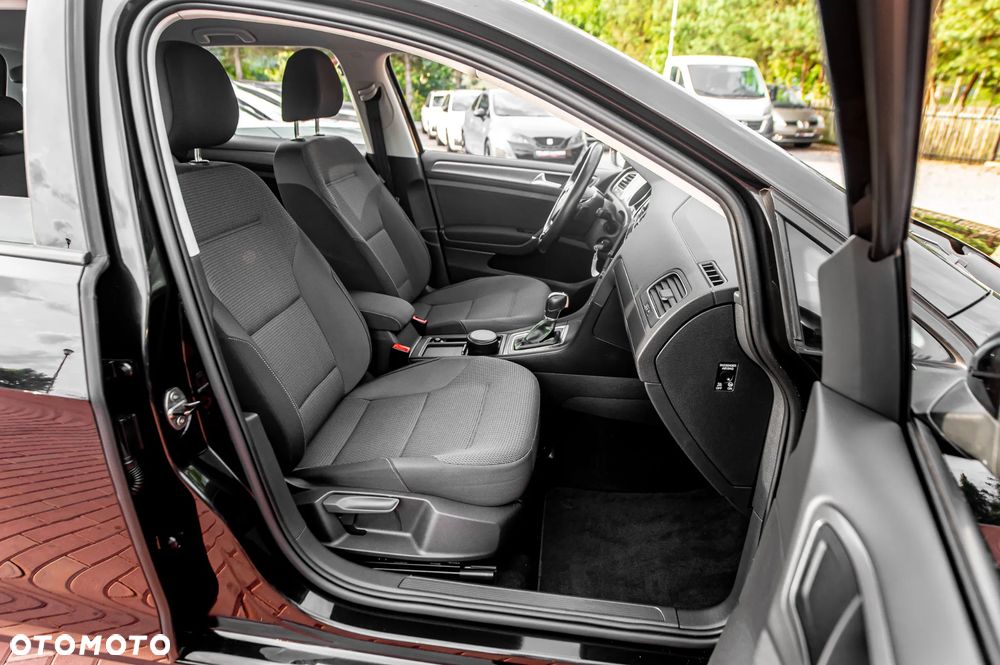 Volkswagen Golf 1.4 TSI BlueMotion Technology DSG Comfortline - 20