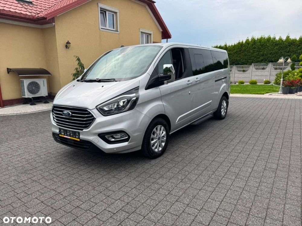 Ford Tourneo Custom - 5