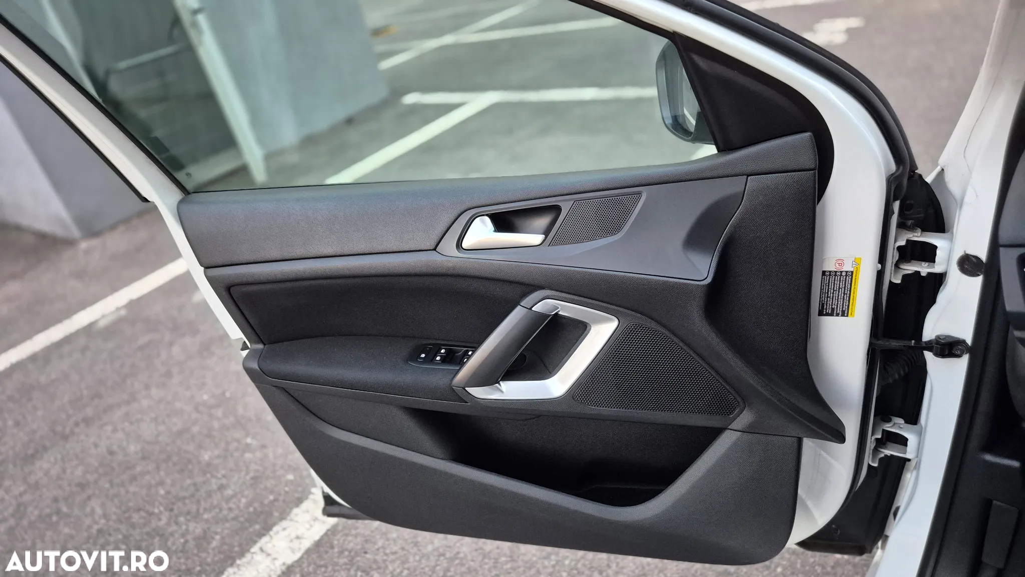 Peugeot 308 2.0 HDI Allure - 25