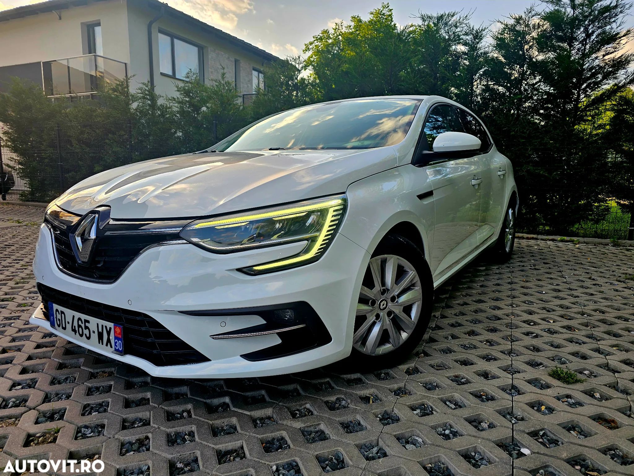 Renault Megane BLUE dCi 115 EDC BUSINESS EDITION - 1