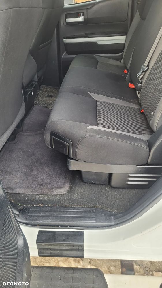 Toyota Tundra 5.7 4x4 Double Cab LB SR5 - 9