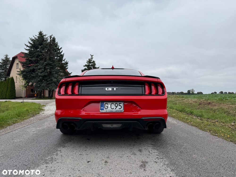 Ford Mustang 5.0 V8 GT - 10