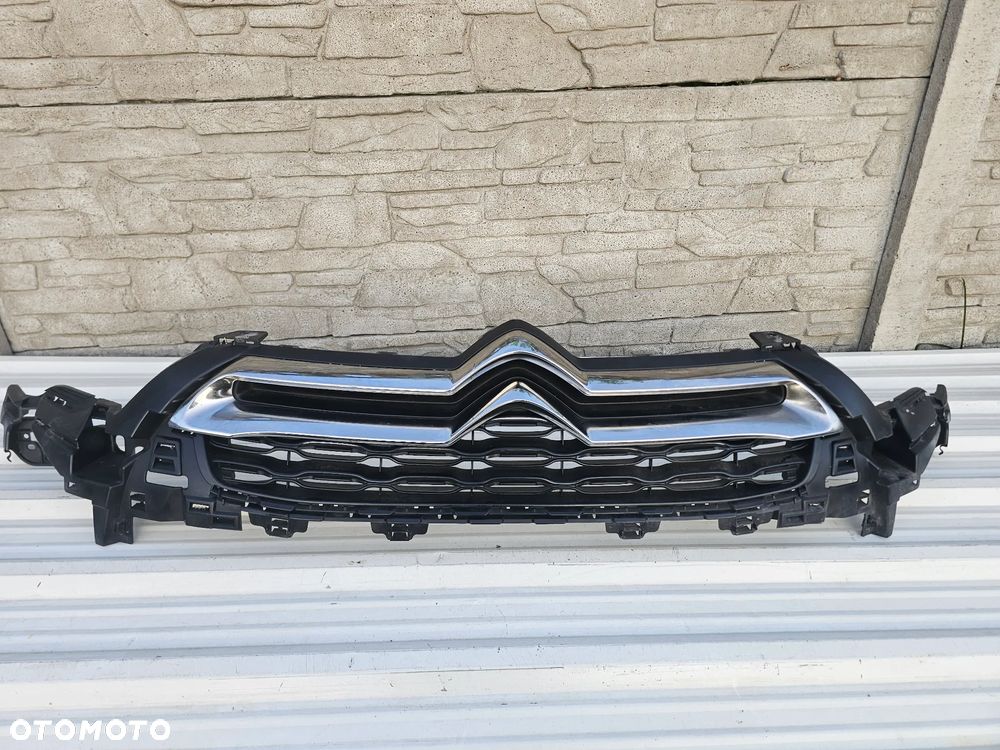 Citroen Ds4  ATRAPA GRILL W ZDERZAK PRZOD - 1