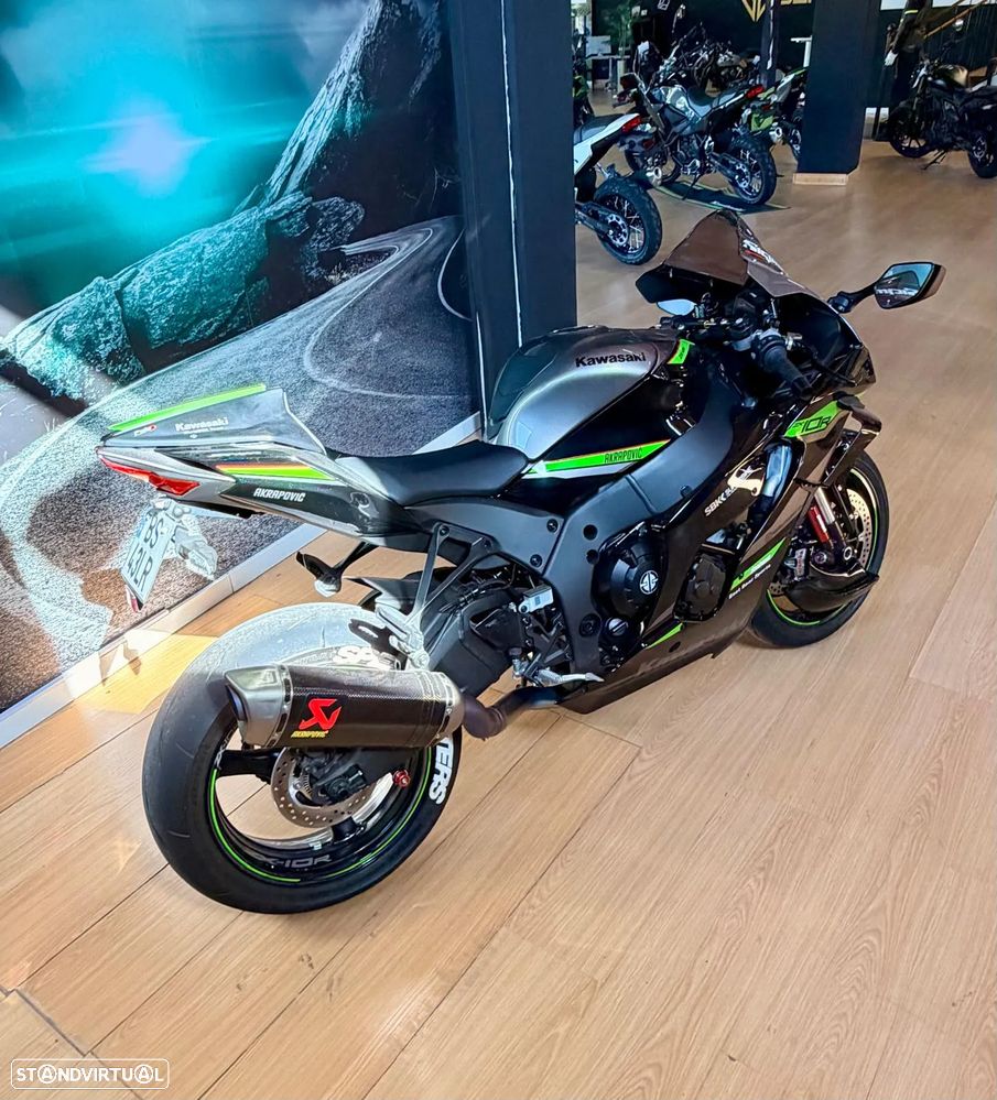 Kawasaki Ninja ZX10R - 10
