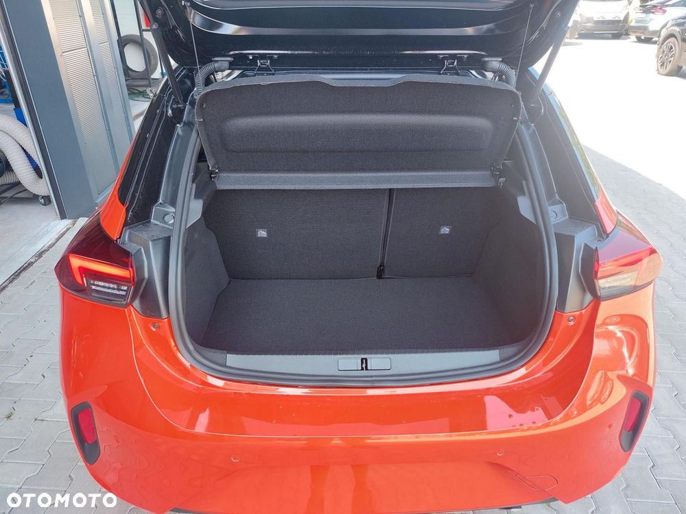 Opel Corsa 1.2 T mHEV Yes 2026 eDCT - 9