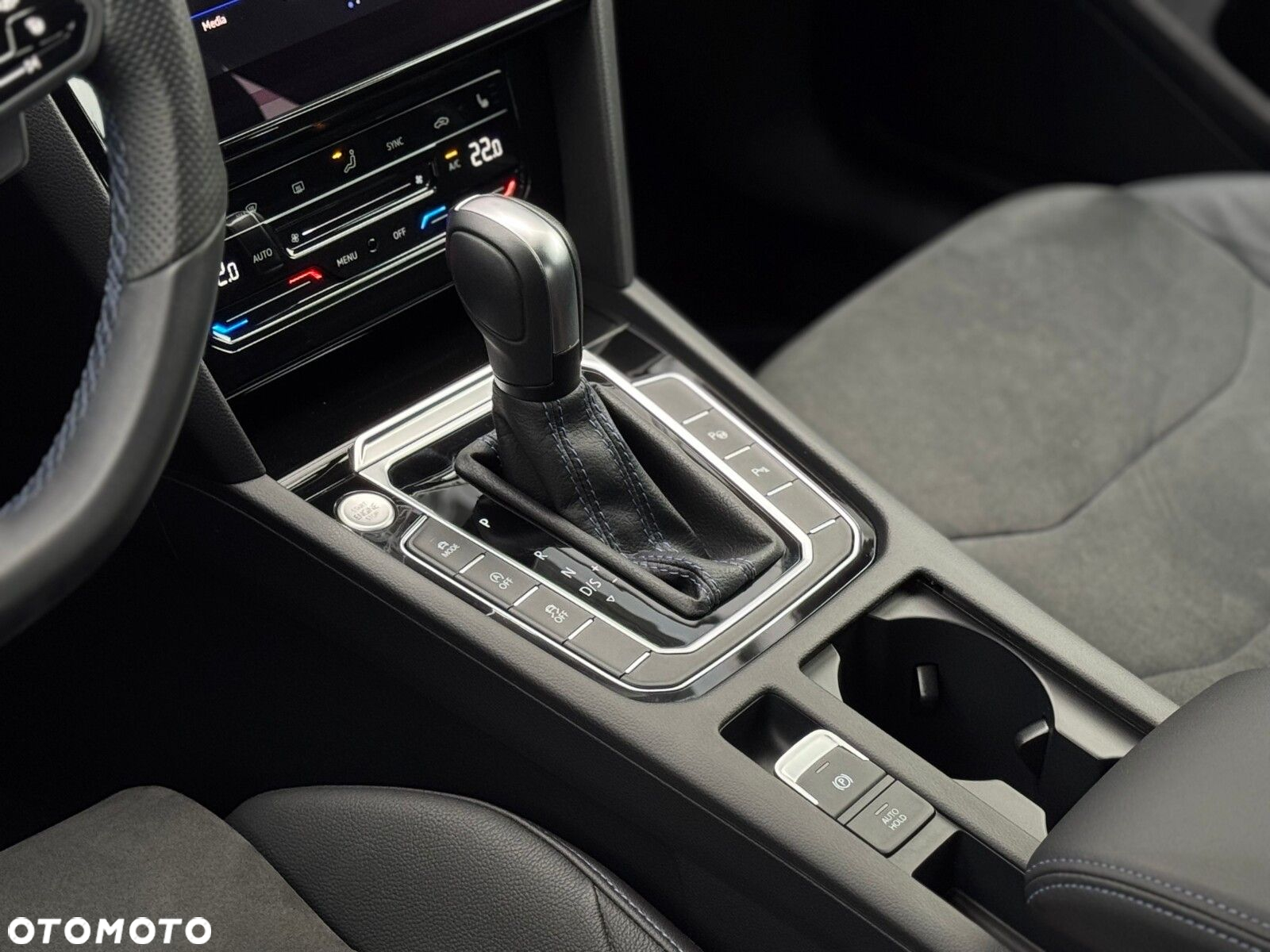 Volkswagen Arteon 2.0 TSI 4Motion R DSG - 11