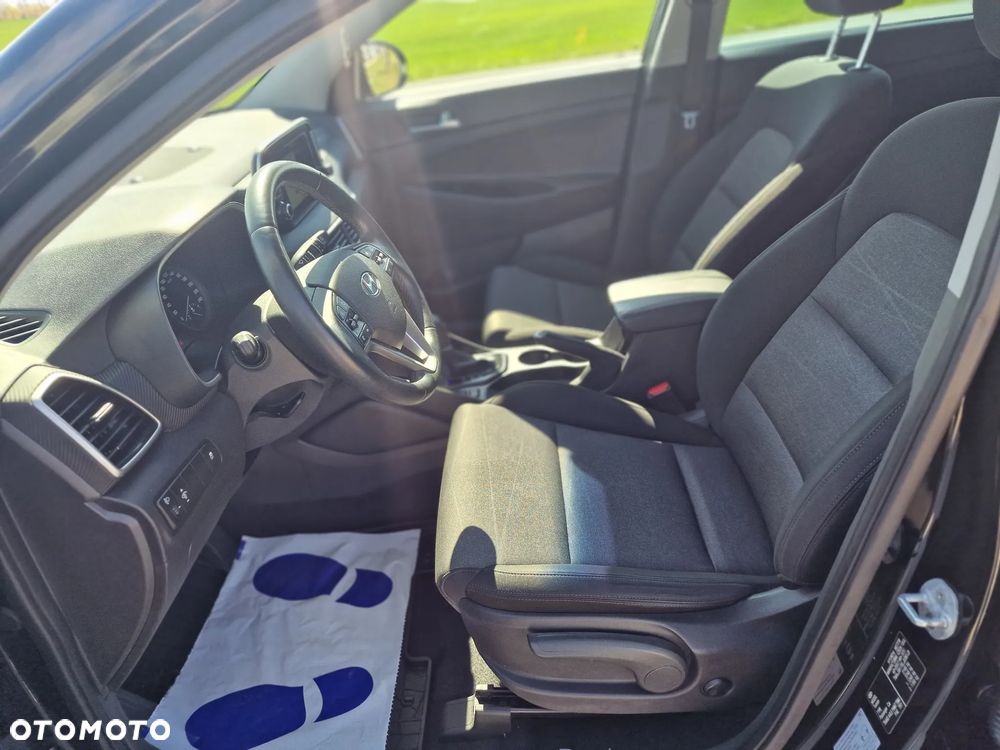 Hyundai Tucson blue 1.6 CRDi 2WD DCT Premium - 17