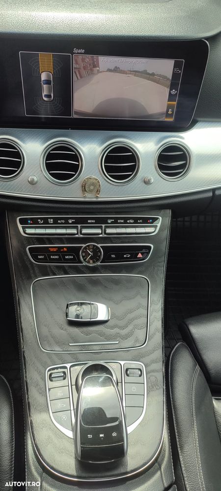 Mercedes-Benz E - 15