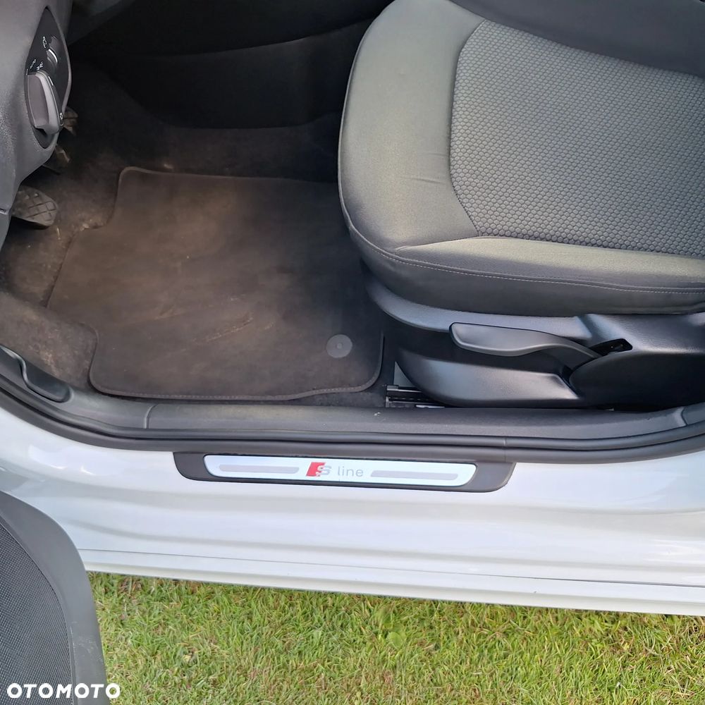 Audi A1 Sportback 1.2 TFSI Edycja Specjalna - 14