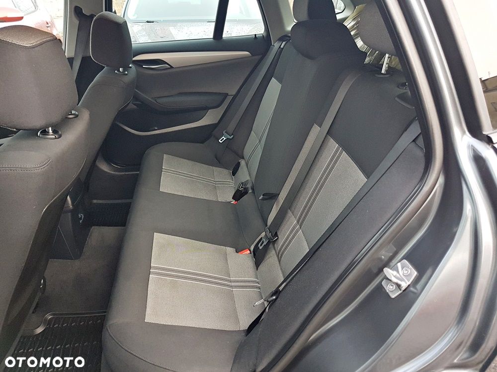 BMW X1 xDrive18d - 22