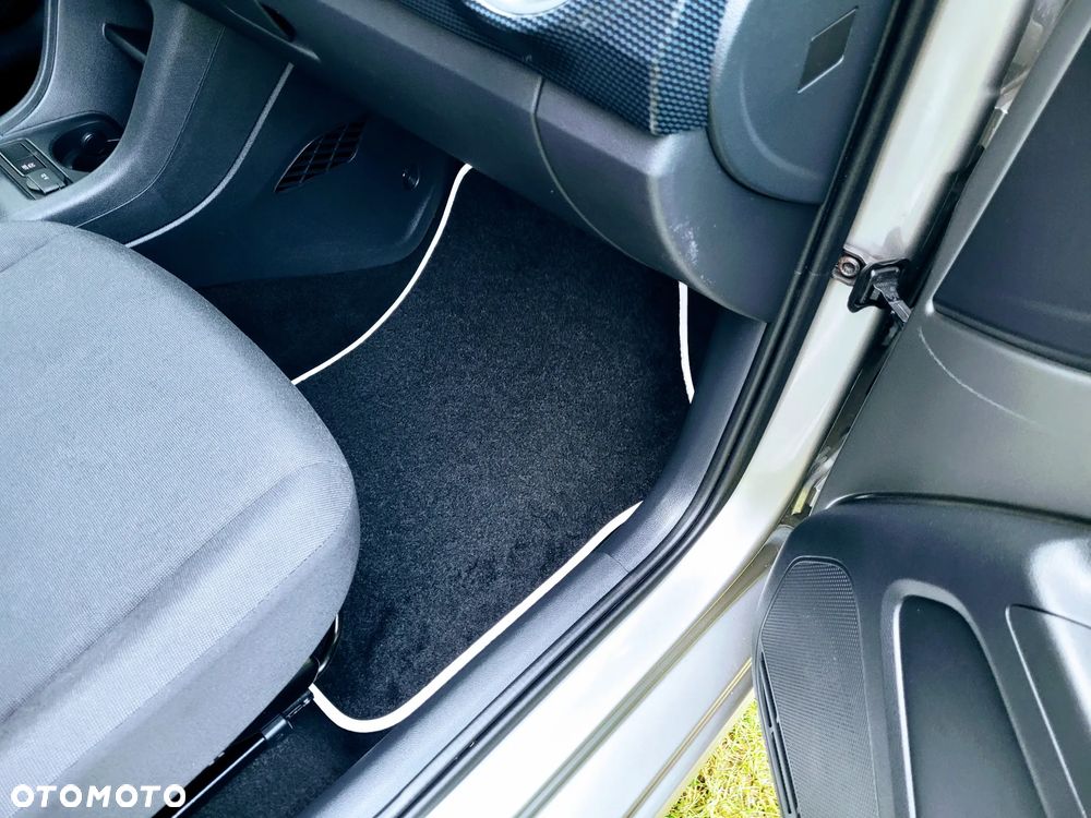 Volkswagen up! 1.0 move - 25