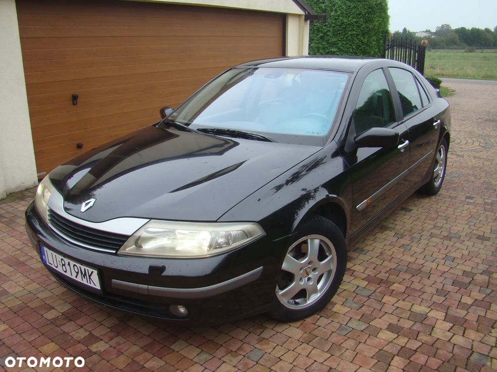 Renault Laguna - 1