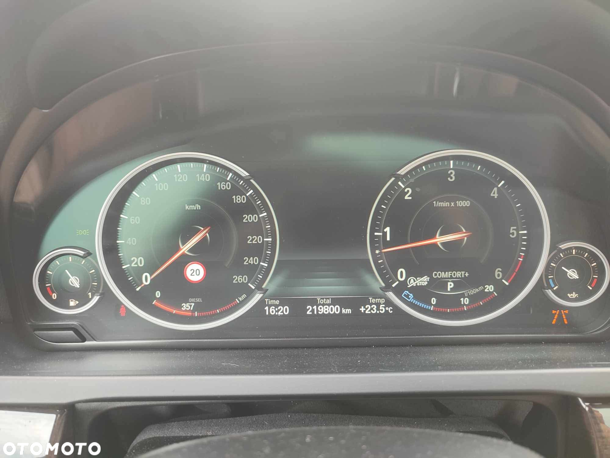 BMW Seria 7 730d xDrive - 31