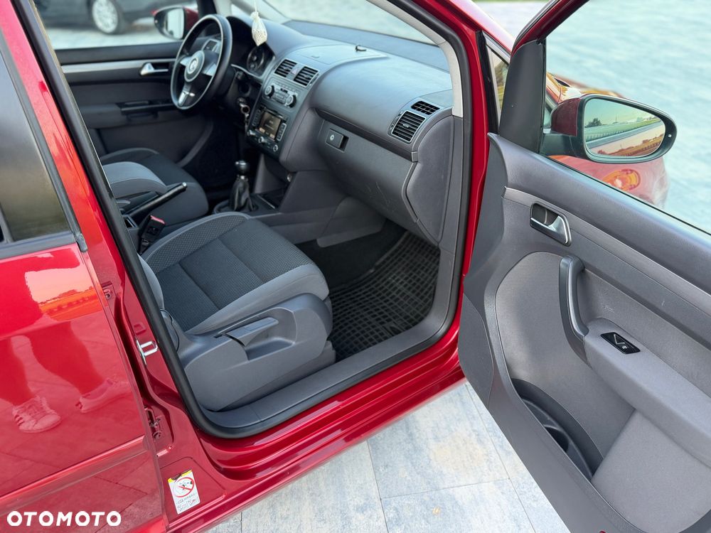 Volkswagen Touran 1.6 TDI DPF BlueMot Comfortline - 17