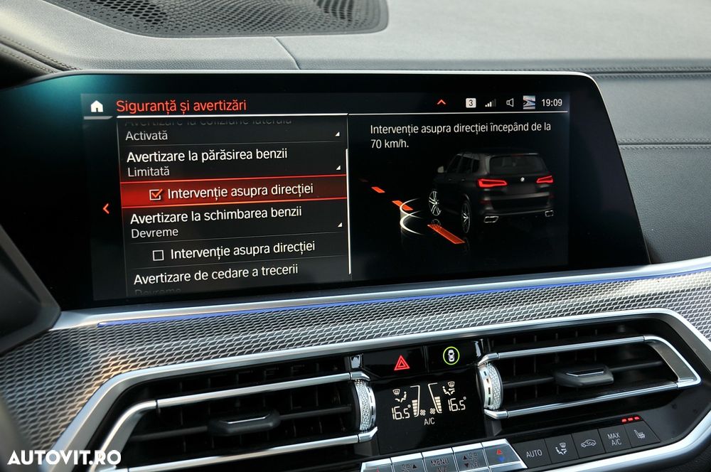 BMW X5 M M50i - 25