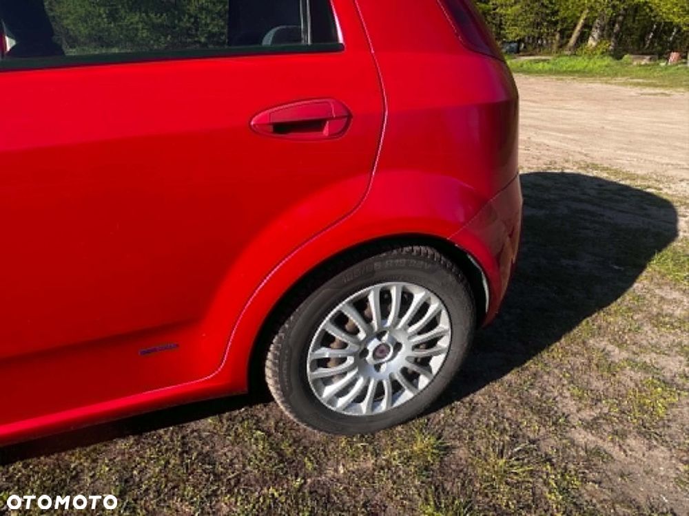 Fiat Grande Punto - 13
