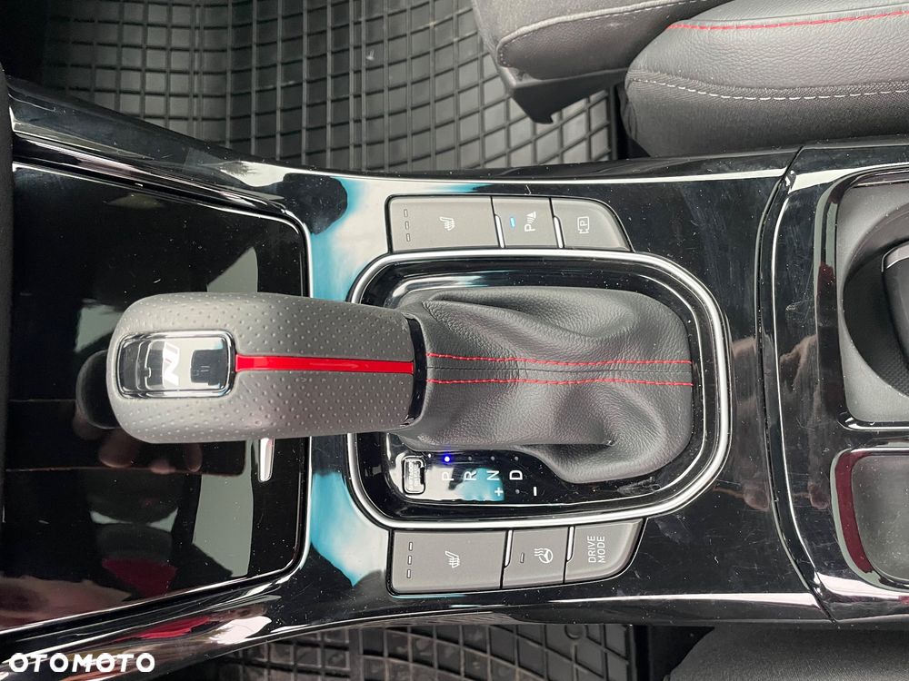 Hyundai i30 1.5 T-GDI 48V-Hybrid DCT N-Line - 18