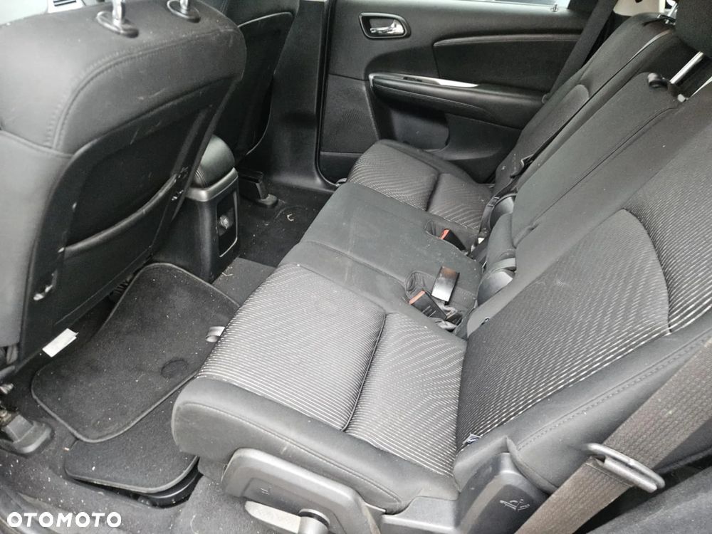 Fiat Freemont 2.0 Multijet Lounge - 16